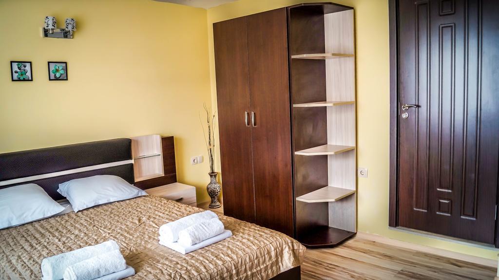Guest House Meridi Preseltsi Exterior foto
