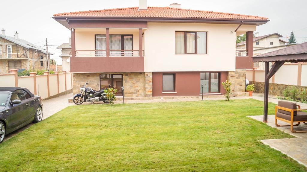 Guest House Meridi Preseltsi Exterior foto